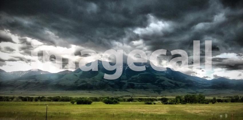 Mountain that surrendered to a storm t20 OxWwlG