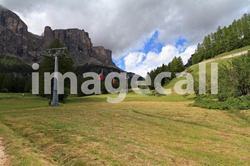 Cableway in Badia valley