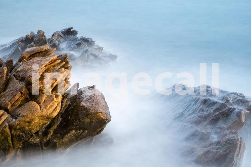 Low angle sunlight on the rock