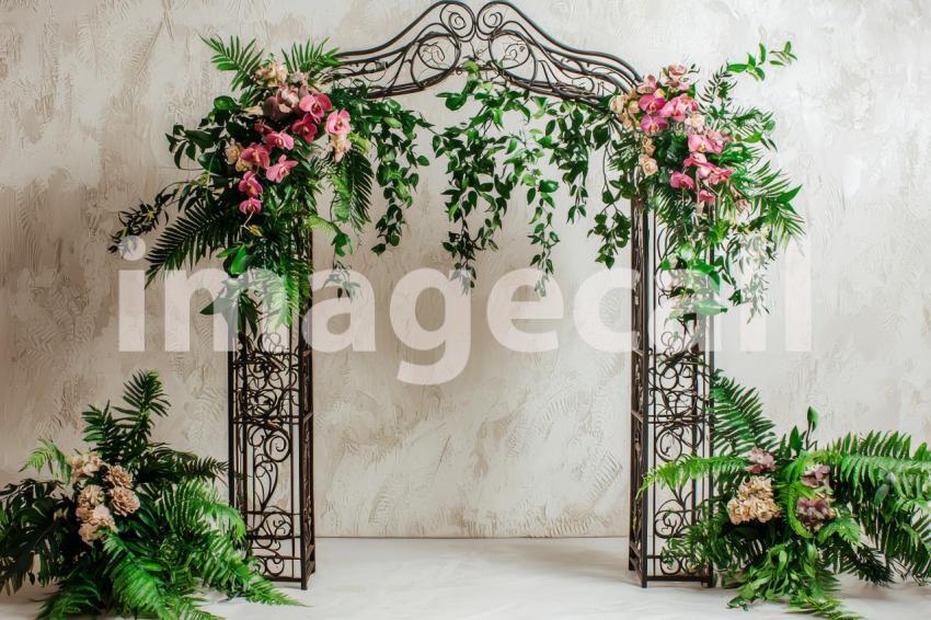 2489 Floral Arch