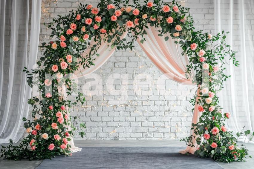 2073 Floral Arch