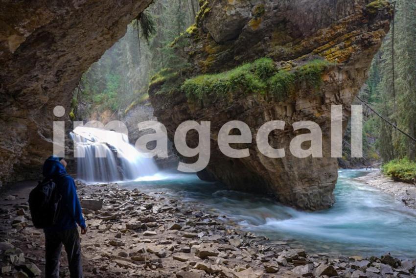 Johnson canyon cave t20 AlWbeW