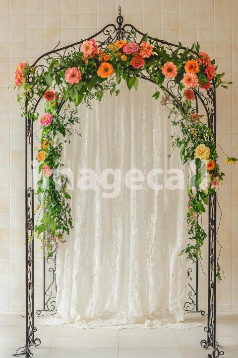 4931 Floral Arch