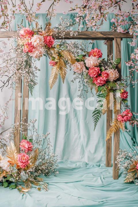 4761 Floral Arch