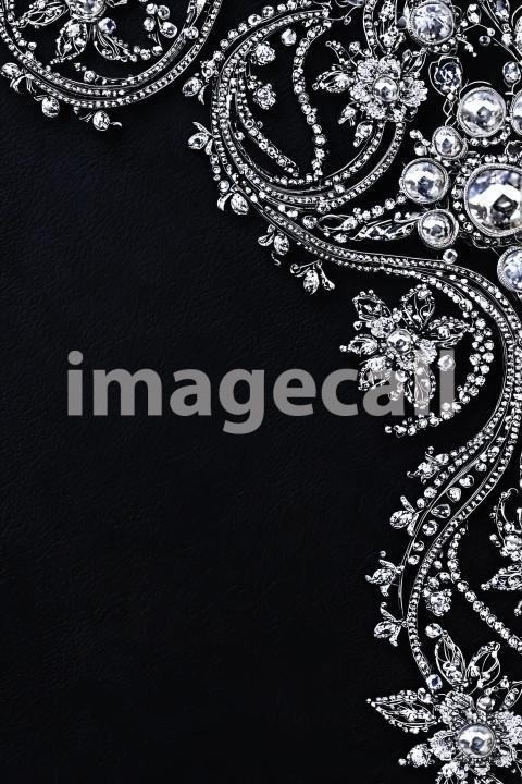 5275 Elegant & Luxurious